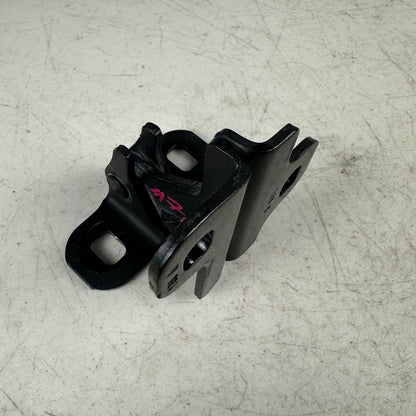 2014-2019 CHEVROLET CORVETTE C7 UPPER LEFT DRIVER SIDE DOOR HINGE BLACK OEM