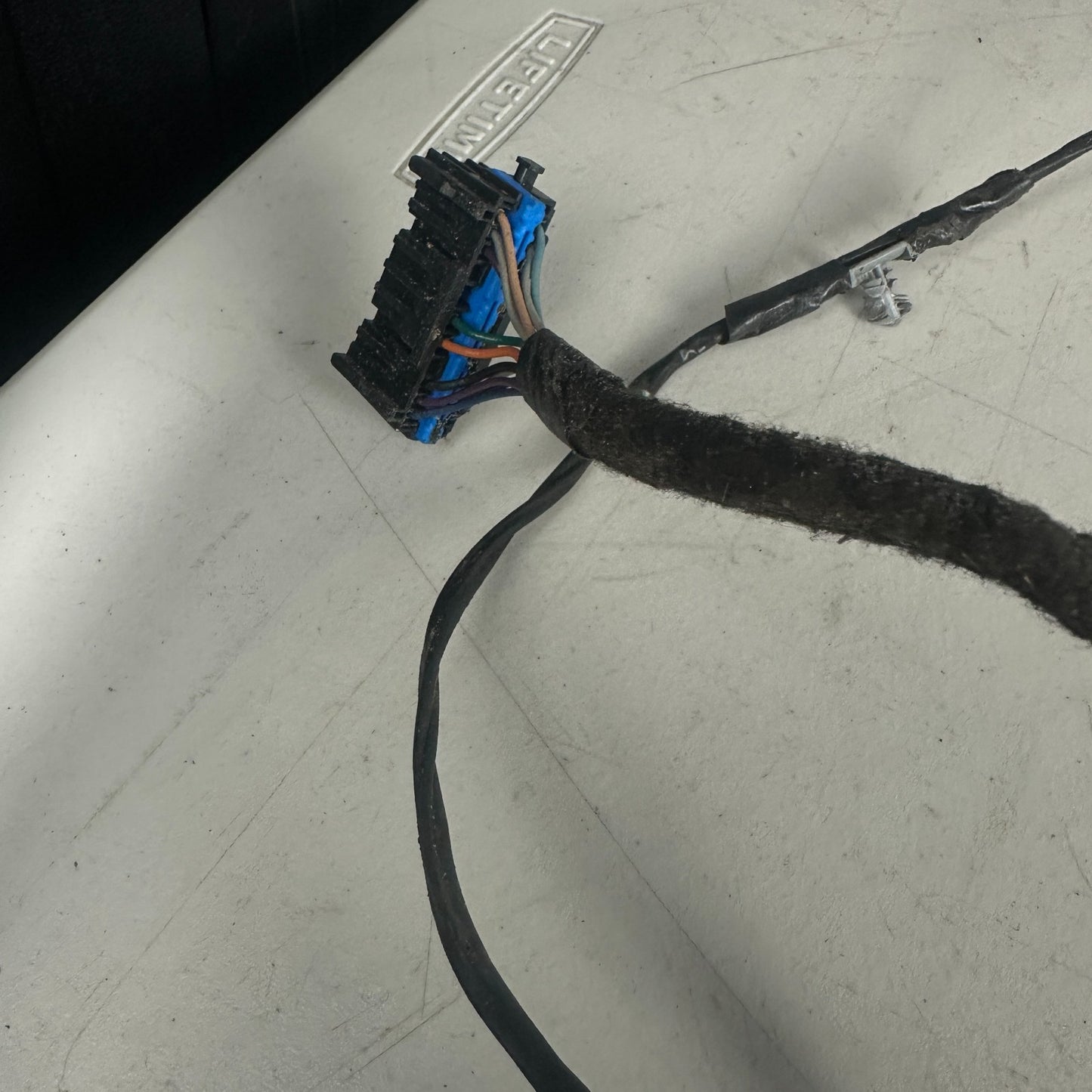 05-13 CHEVROLET CORVETTE FRONT RIGHT PASSENGER SIDE DOOR WIRE WIRING HARNESS OEM