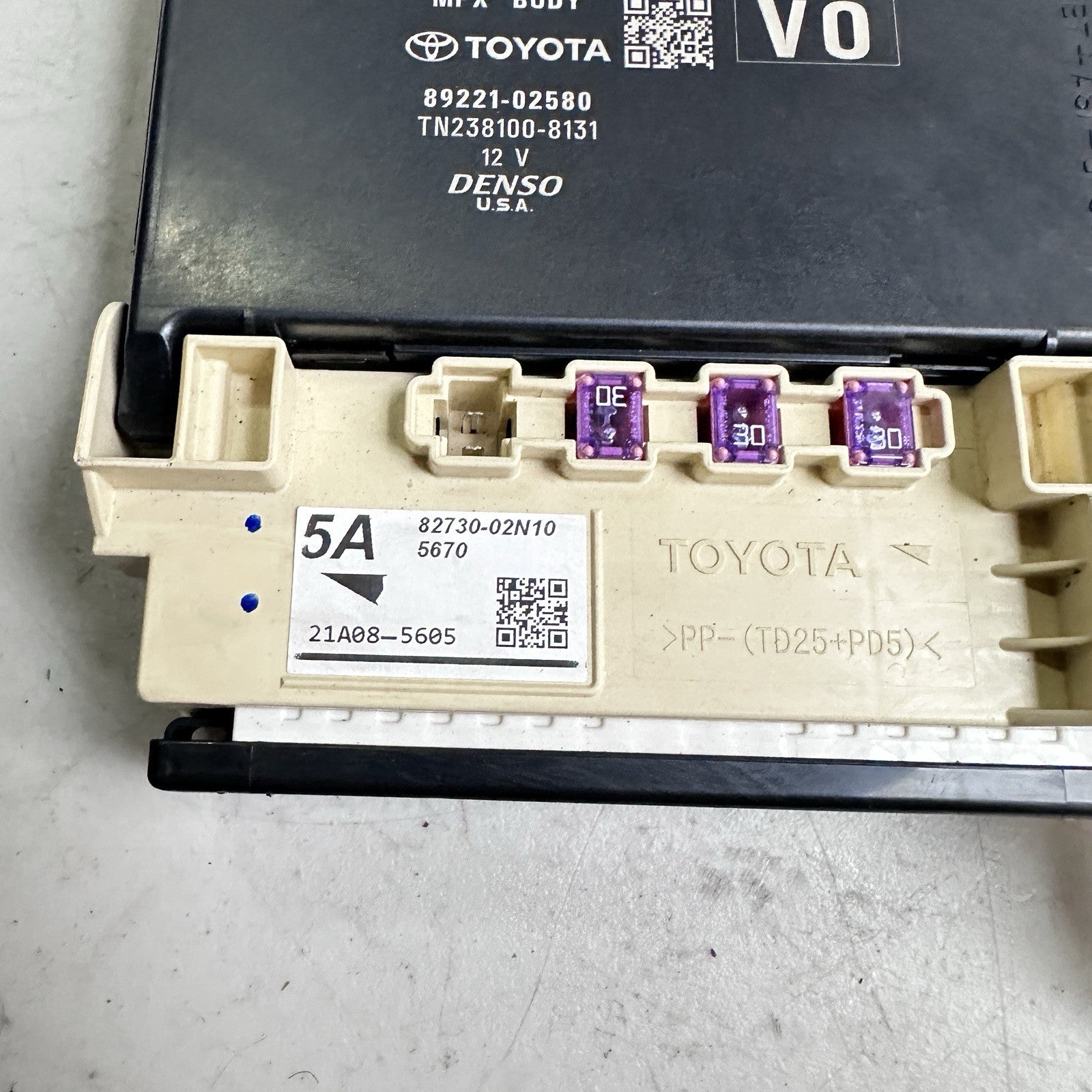 2020-2022 TOYOTA COROLLA BODY CONTROL MODULE MPX BODY 89221-02580