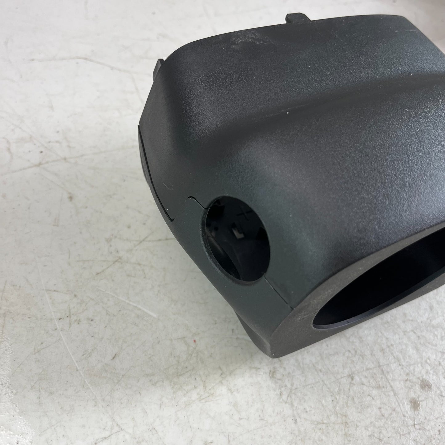 2005-2013 CHEVROLET CORVETTE C6 FRONT STEERING COLUMN COVER TRIM BLACK 26116910