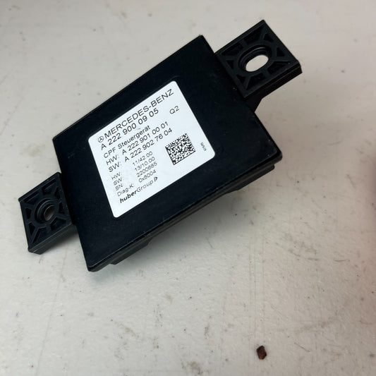 2015-2018 MERCEDES C300 REAR VIEW CAMERA PARK ASSIST CONTROL MODULE A2229000905