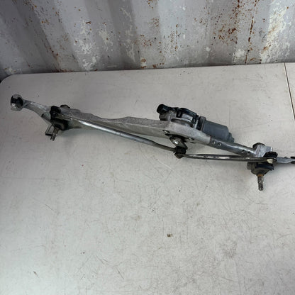 2008-2015 CADILLAC CTS-V FRONT WINDSHIELD WIPER MOTOR W/ LINKAGE 25864052 OEM
