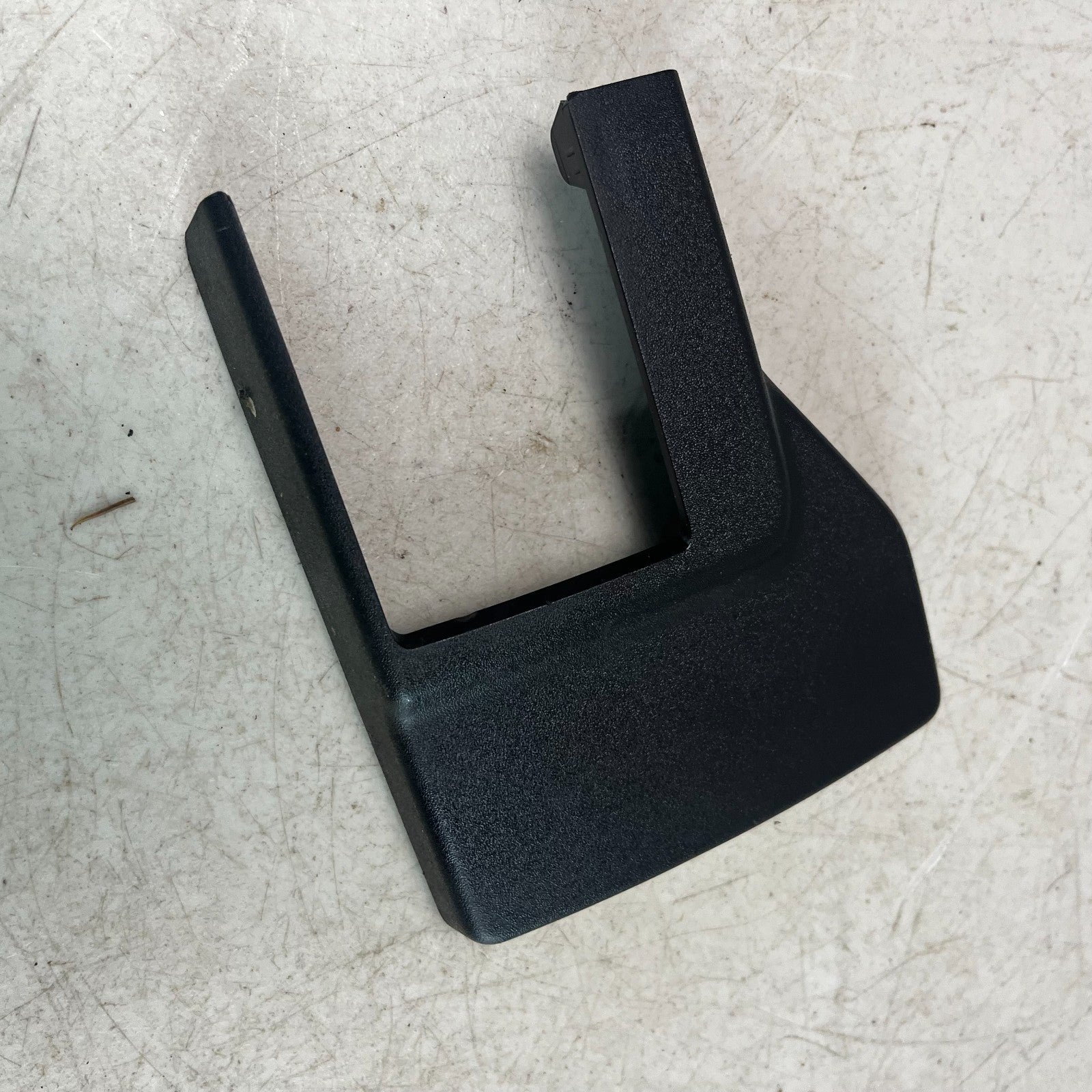 2008-14 CADILLAC CTS-V LEFT DRIVER SIDE SEAT TRACK INNER COVER TRIM 25824054 OEM