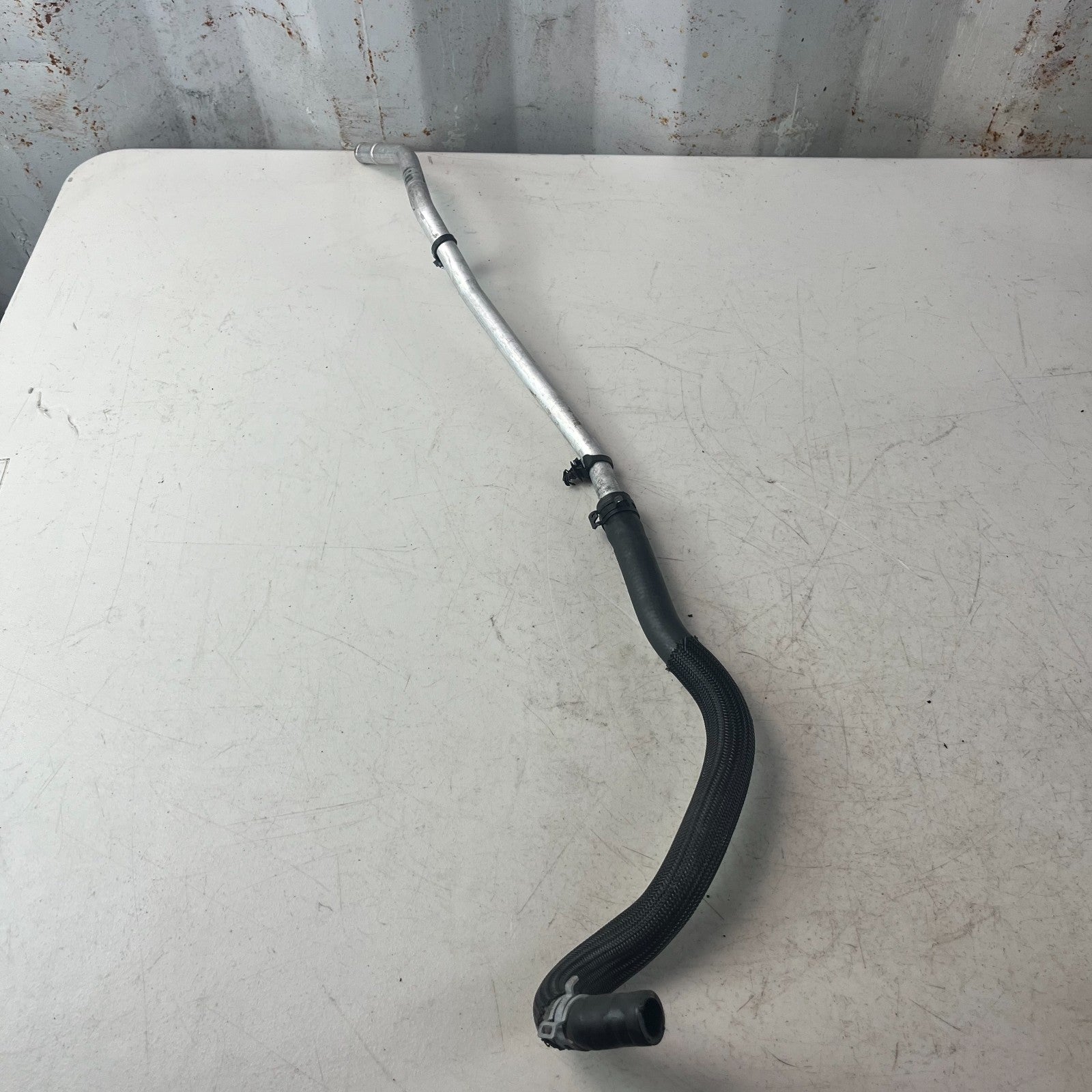 2016-2024 CHEVROLET CAMARO SS ENGINE RADIATOR COOLANT COOLING HOSE PIPE OEM