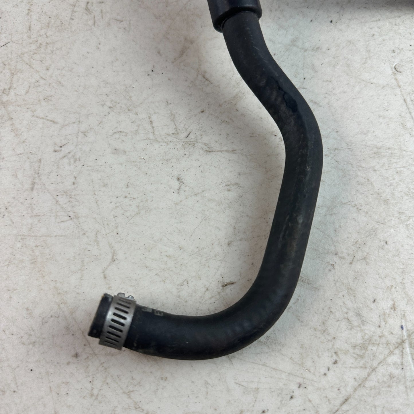 2016-2024 CHEVROLET CAMARO SS RADIATOR COOLANT OVERFLOW HOSE PIPE 23129014 OEM