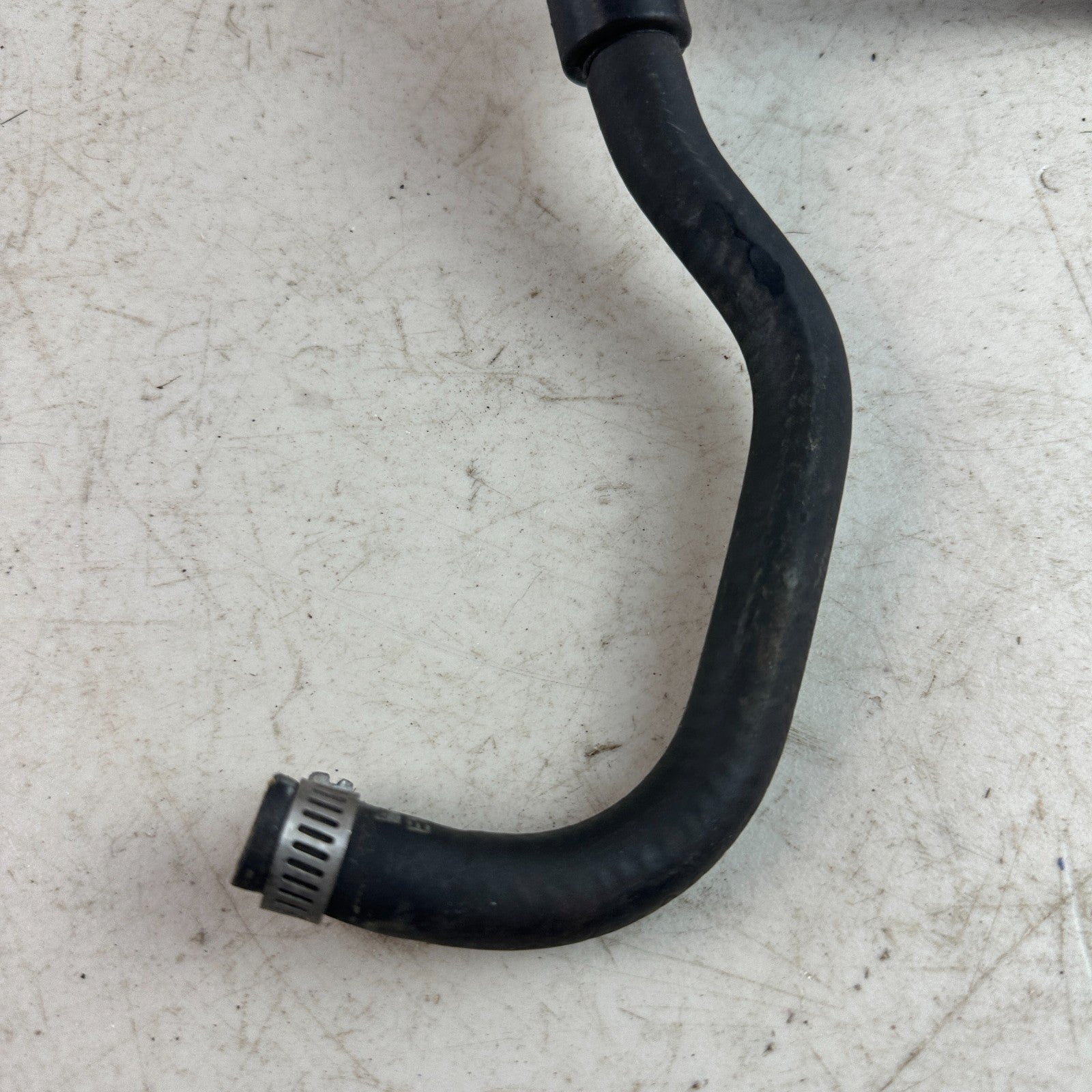 2016-2024 CHEVROLET CAMARO SS RADIATOR COOLANT OVERFLOW HOSE PIPE 23129014 OEM