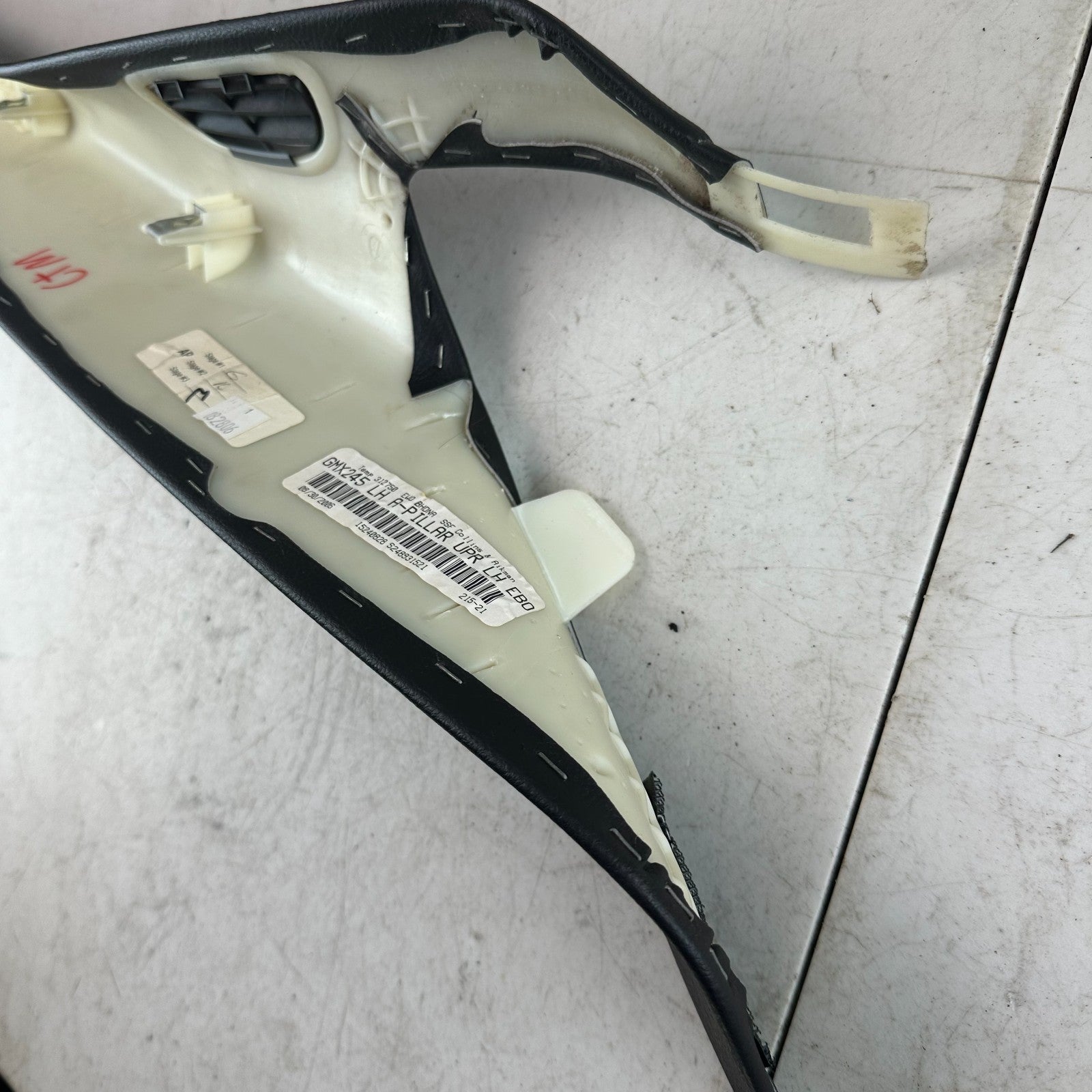 05-13 CHEVROLET CORVETTE C6 WINDSHIELD FRONT LEFT A-PILLAR TRIM COVER PANEL OEM
