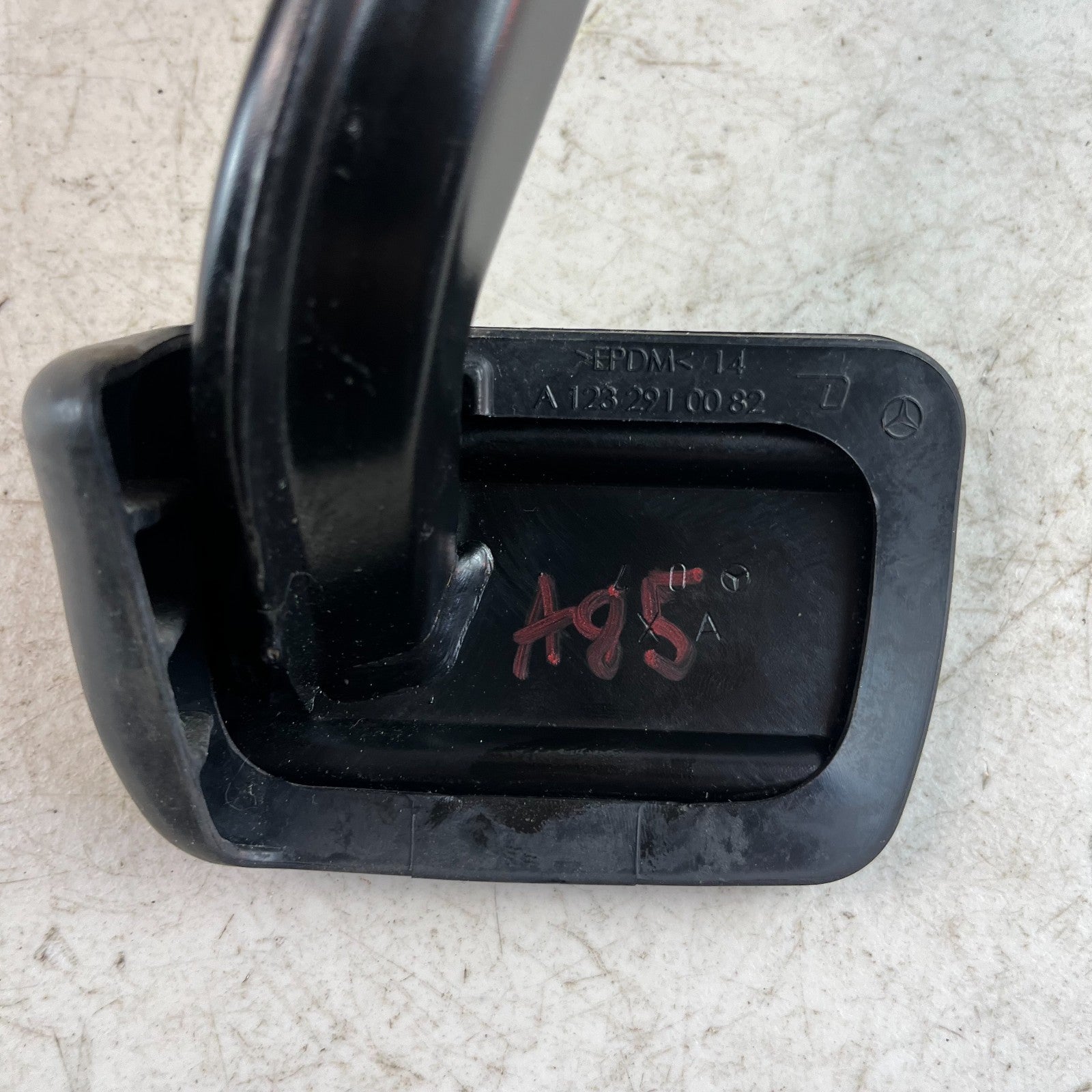 2015-2021 MERCEDES W205 C300 BRAKE FOOT STOP PEDAL & SENSOR A2052920415 OEM