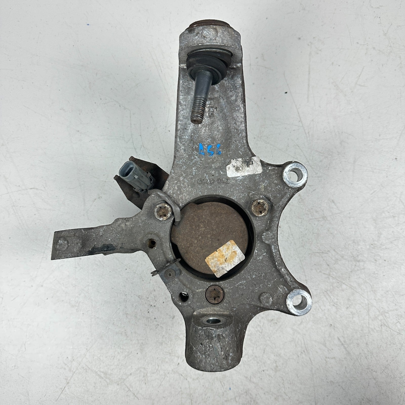 2005-2013 CHEVROLET CORVETTE FRONT RIGHT PASSENGER SDIE SPINDLE KNUCKLE HUB OEM