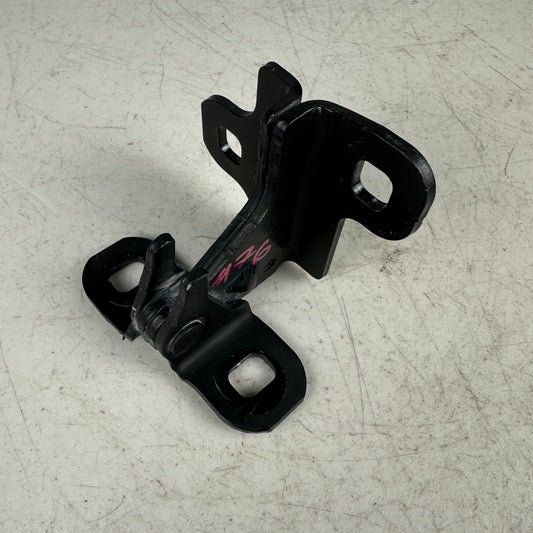 2014-2019 CHEVROLET CORVETTE C7 UPPER LEFT DRIVER SIDE DOOR HINGE BLACK OEM