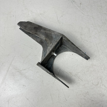 05-13 CHEVROLET CORVETTE ABS ANTI LOCK BRAKE PUMP SUPPORT BRACKET 10438259 OEM