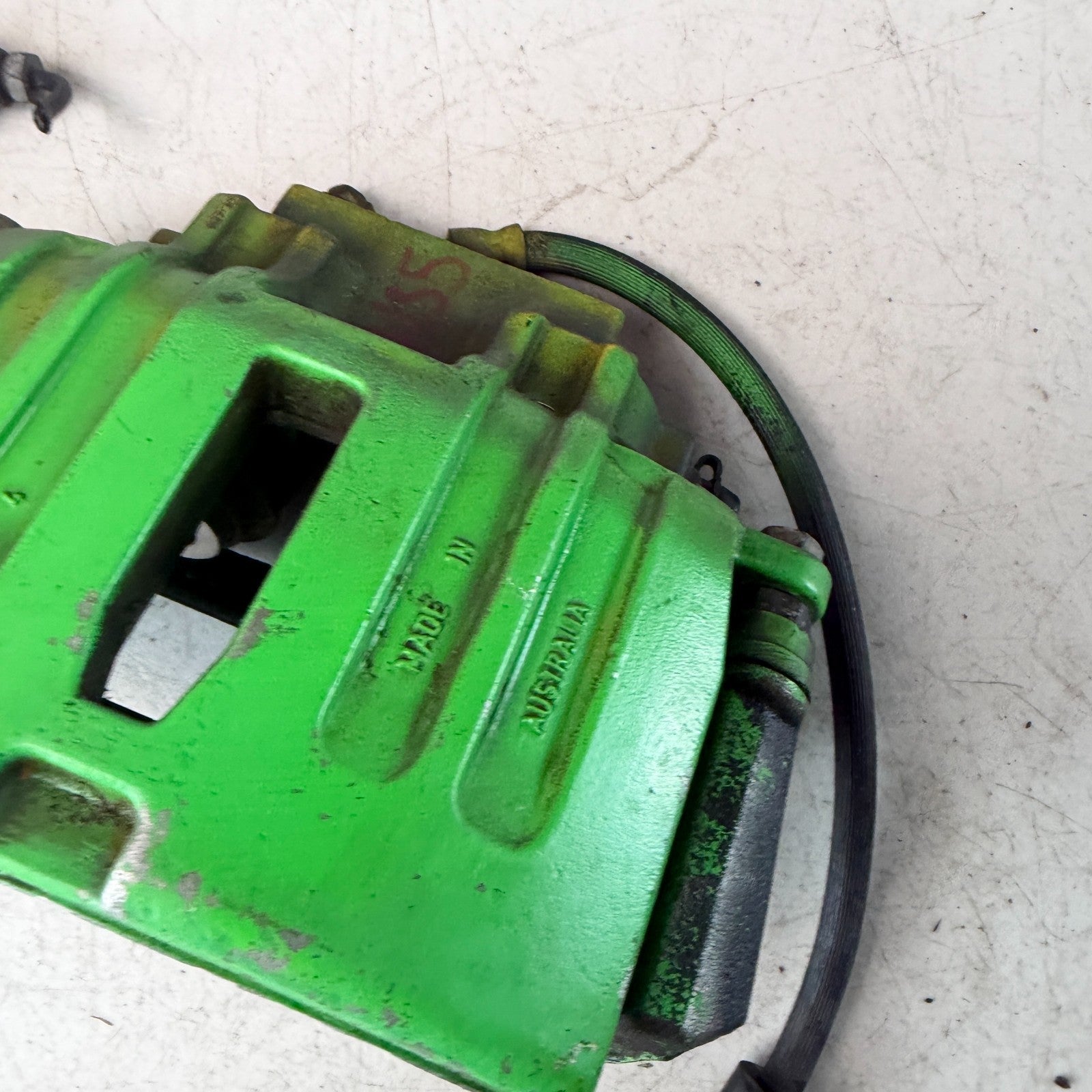 2005-2013 CHEVROLET CORVETTE C6 FRONT LEFT & RIGHT BRAKE CALIPER PAIR GREEN OEM