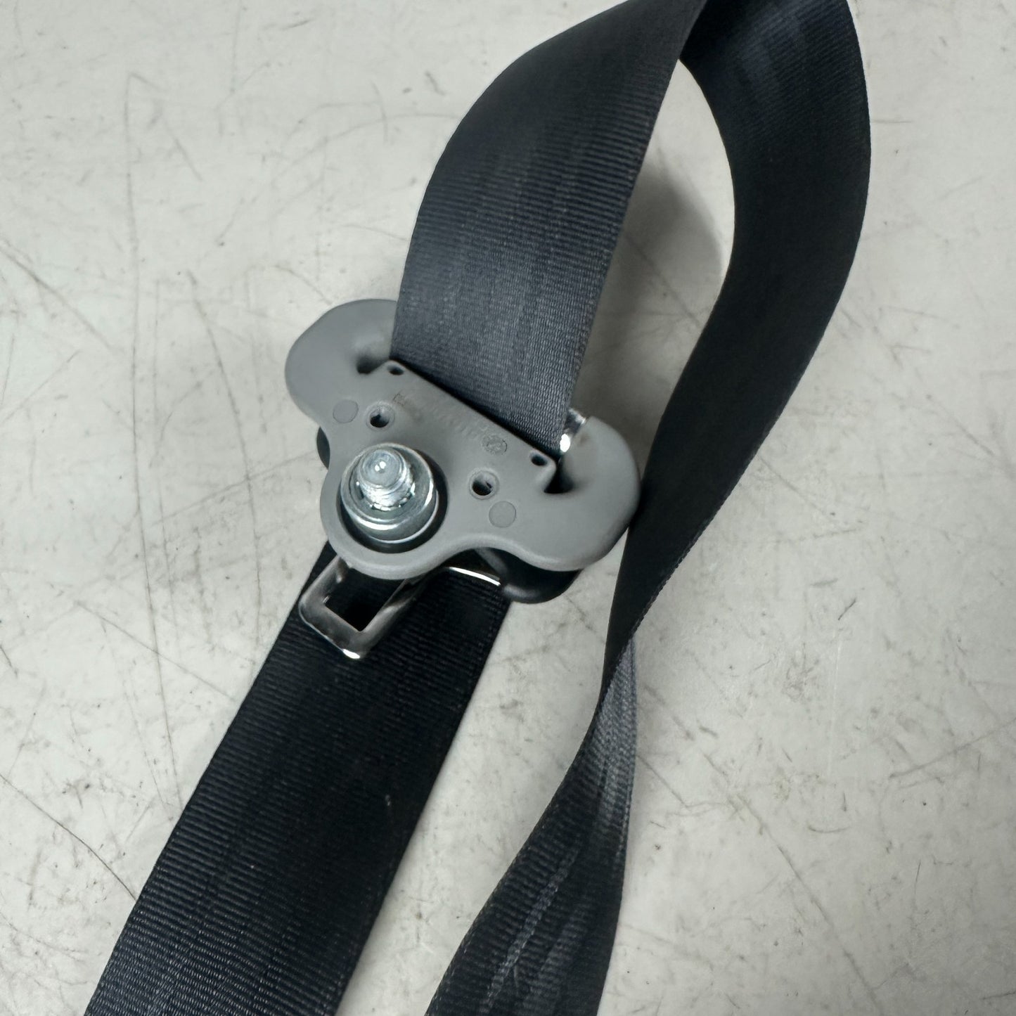 2017-2022 HONDA CR-V CRV FRONT RIGHT SIDE SEATBELT SEAT BELT RETRACTOR BLACK OEM