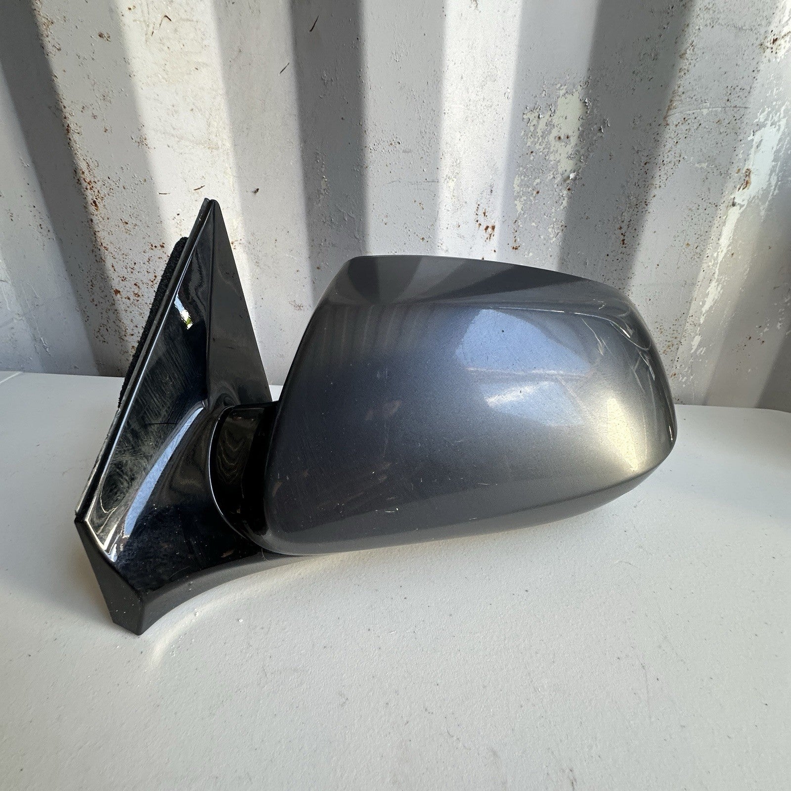 2013-2016 Hyundai Santa Fe Left Driver Mirror USED OEM GRAY