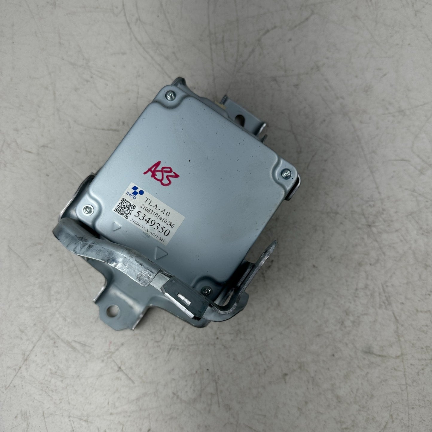 2016-2022 HONDA HR-V ECU CONTROL MODULE 31600-T5B-J01-2M1 REF5212 OEM