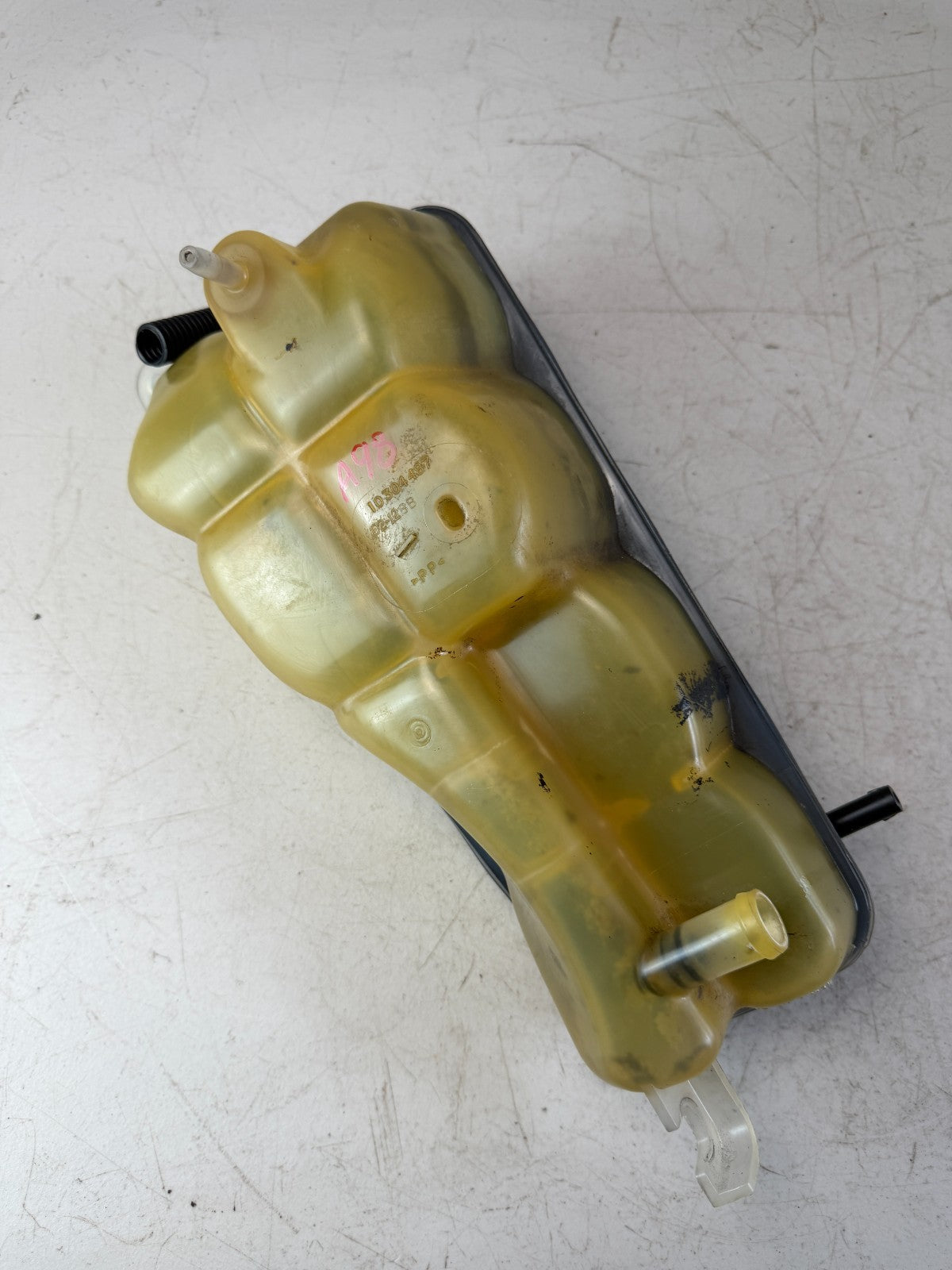 2005-2013 CHEVROLET CORVETTE COOLANT EXPANSION TANK RESERVOIR TANK 10304487 OEM