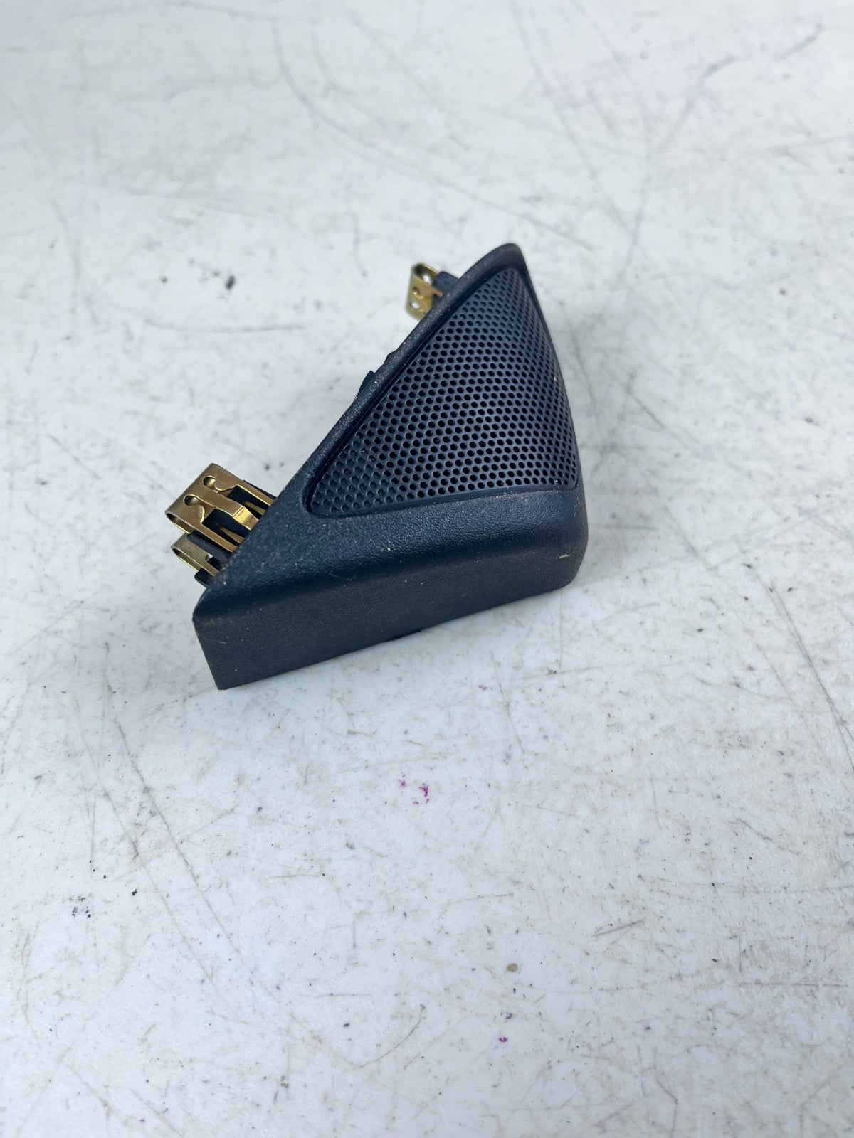 2010-2015 CHEVROLET CAMARO LEFT DRIVER SIDE LH DOOR PANEL TWEETER SPEAKER OEM