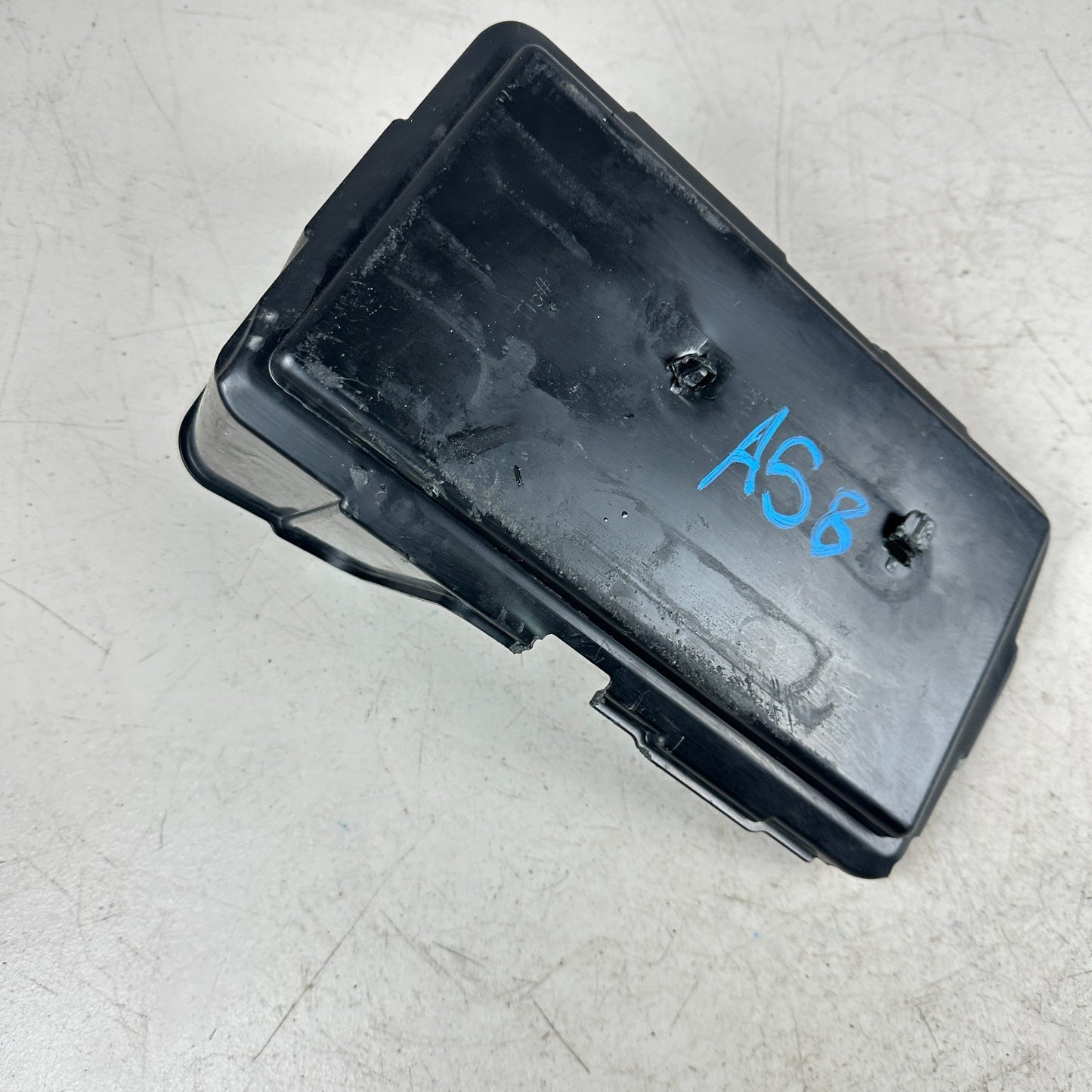 2013-2017 HONDA ACCORD BATTERY TRAY HOLDER SUPPORT BRACKET 31521-T2A-A00 OEM