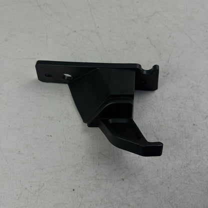 2014-2019 CHEVROLET CORVETTE REAR RIGHT COMPARTMENT STORAGE TRAY HOOK CLIP OEM