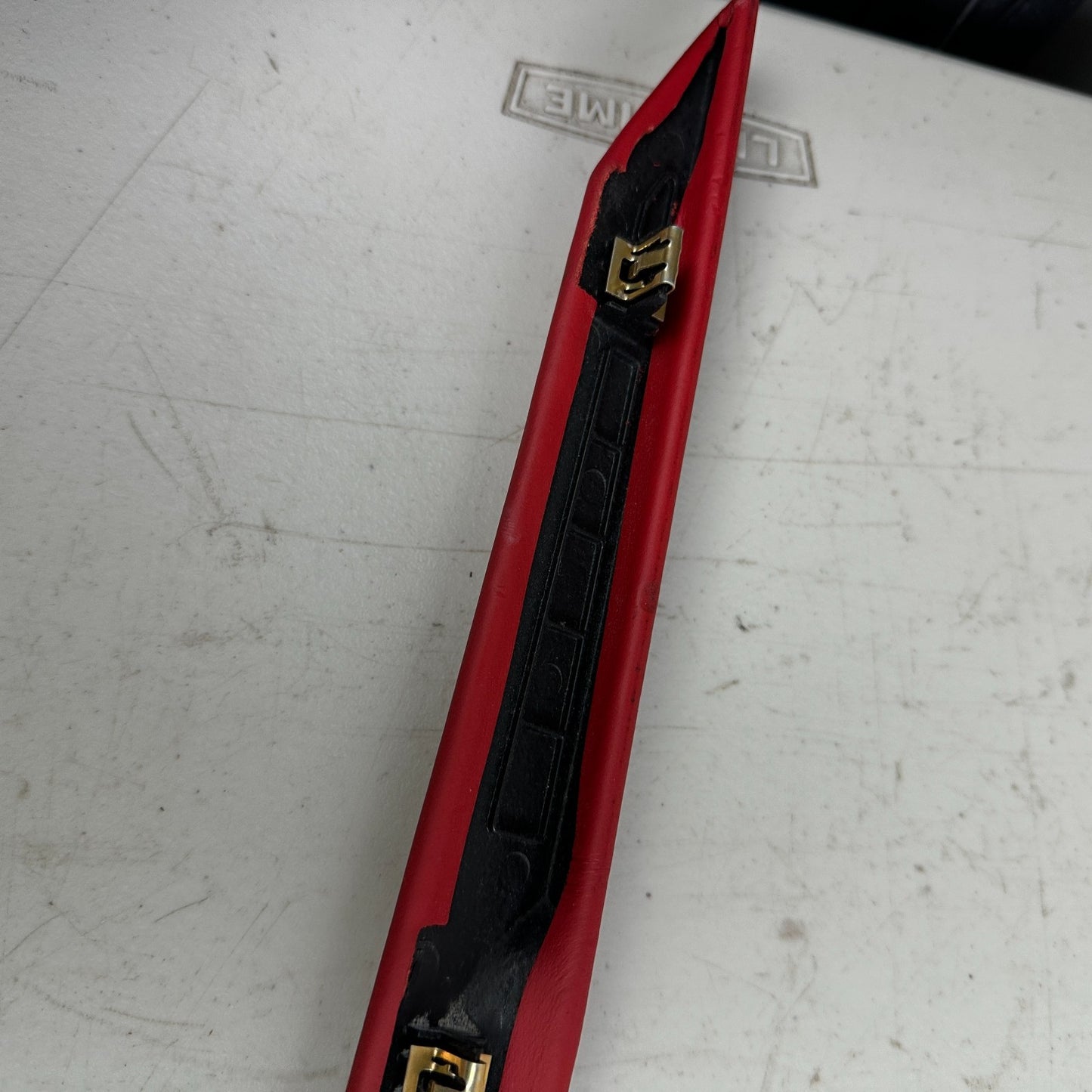 2014-2019 CHEVROLET CORVETTE CENTER CONSOLE LEFT SIDE TRIM PANEL COVER RED OEM