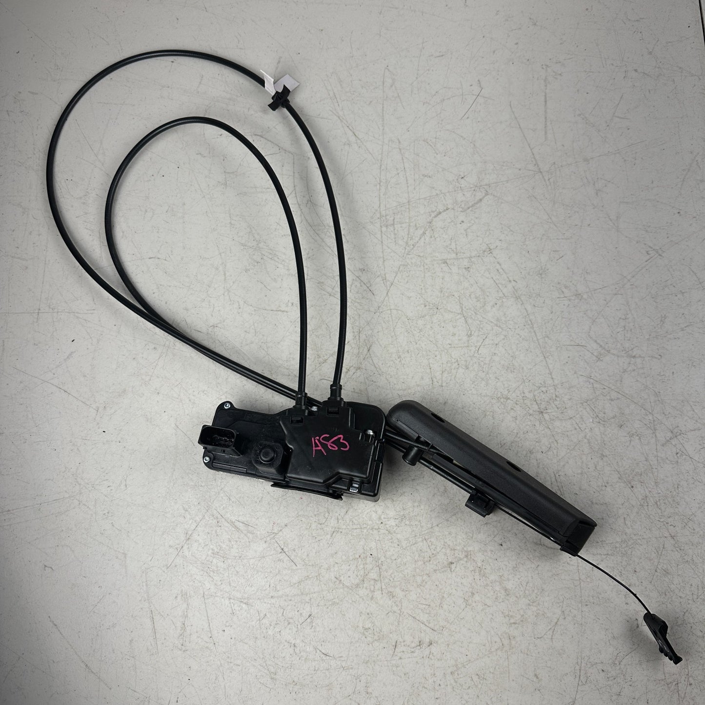 15-19 CHEVROLET CORVETTE C7 LEFT DRIVER DOOR LOCK LATCH ACTUATOR 23292637 OEM