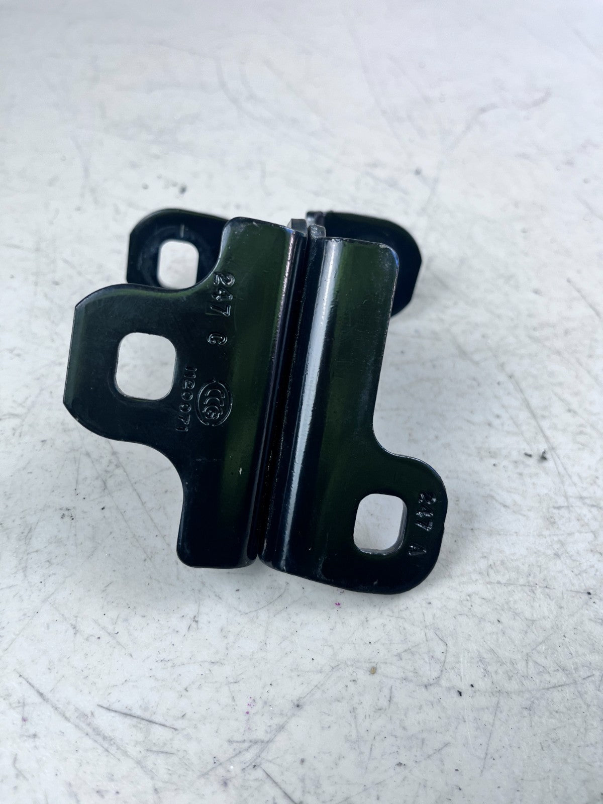 2014-2019 CHEVROLET CORVETTE C7 LEFT DRIVER SIDE LOWER DOOR HINGE 1120071 OEM