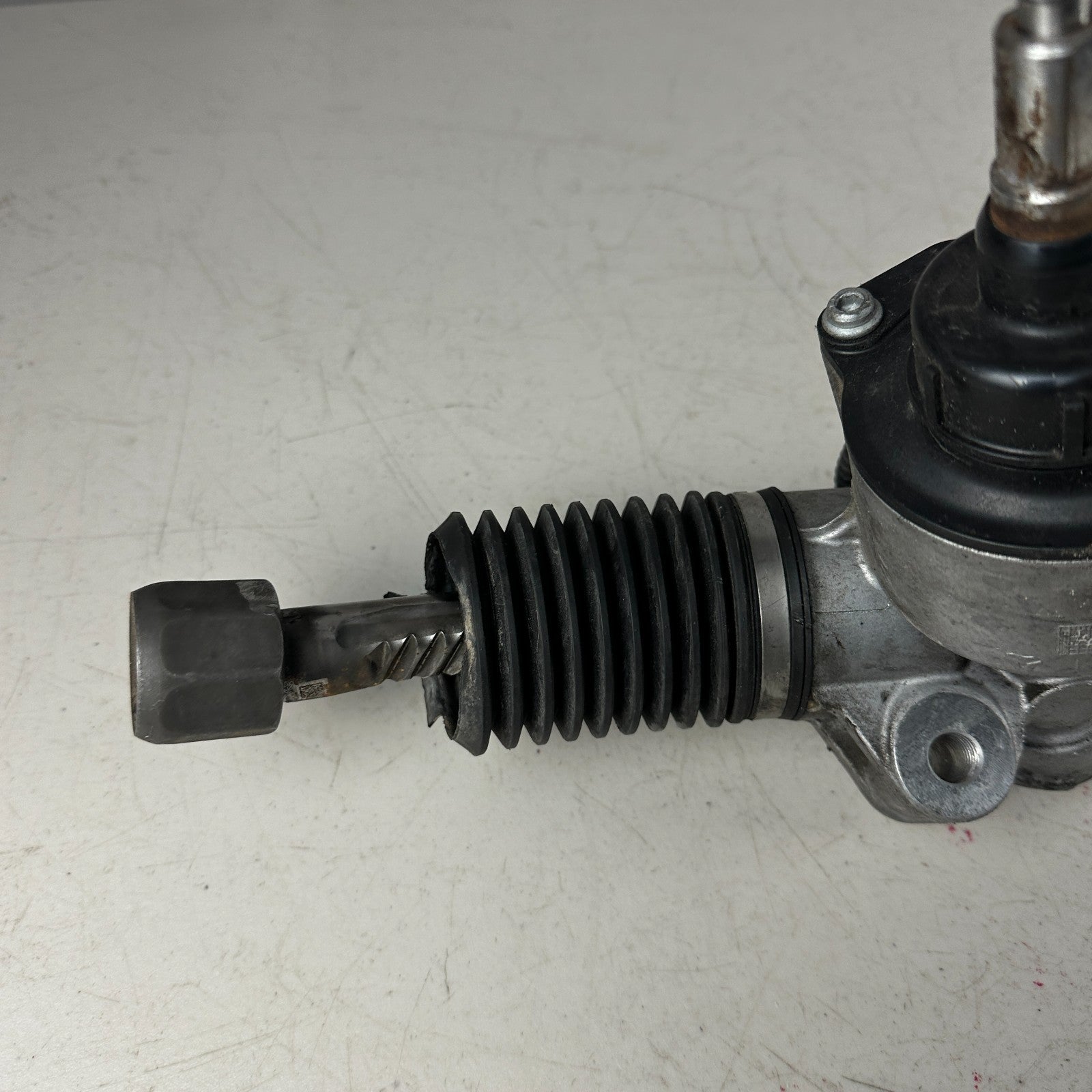 2014-2016 CHEVROLET CORVETTE C7 FRONT STEERING GEAR RACK & PINION ASSEMBLY OEM
