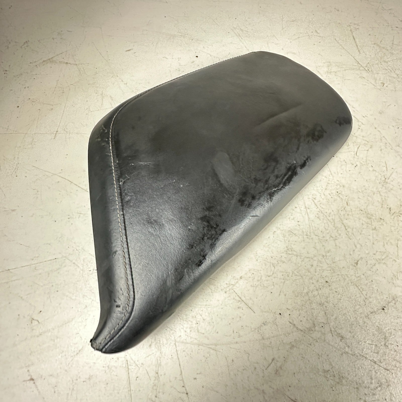 2014-2019 CHEVROLET CORVETTE C7 CENTER CONSOLE ARMREST LID BLACK LEATHER OEM