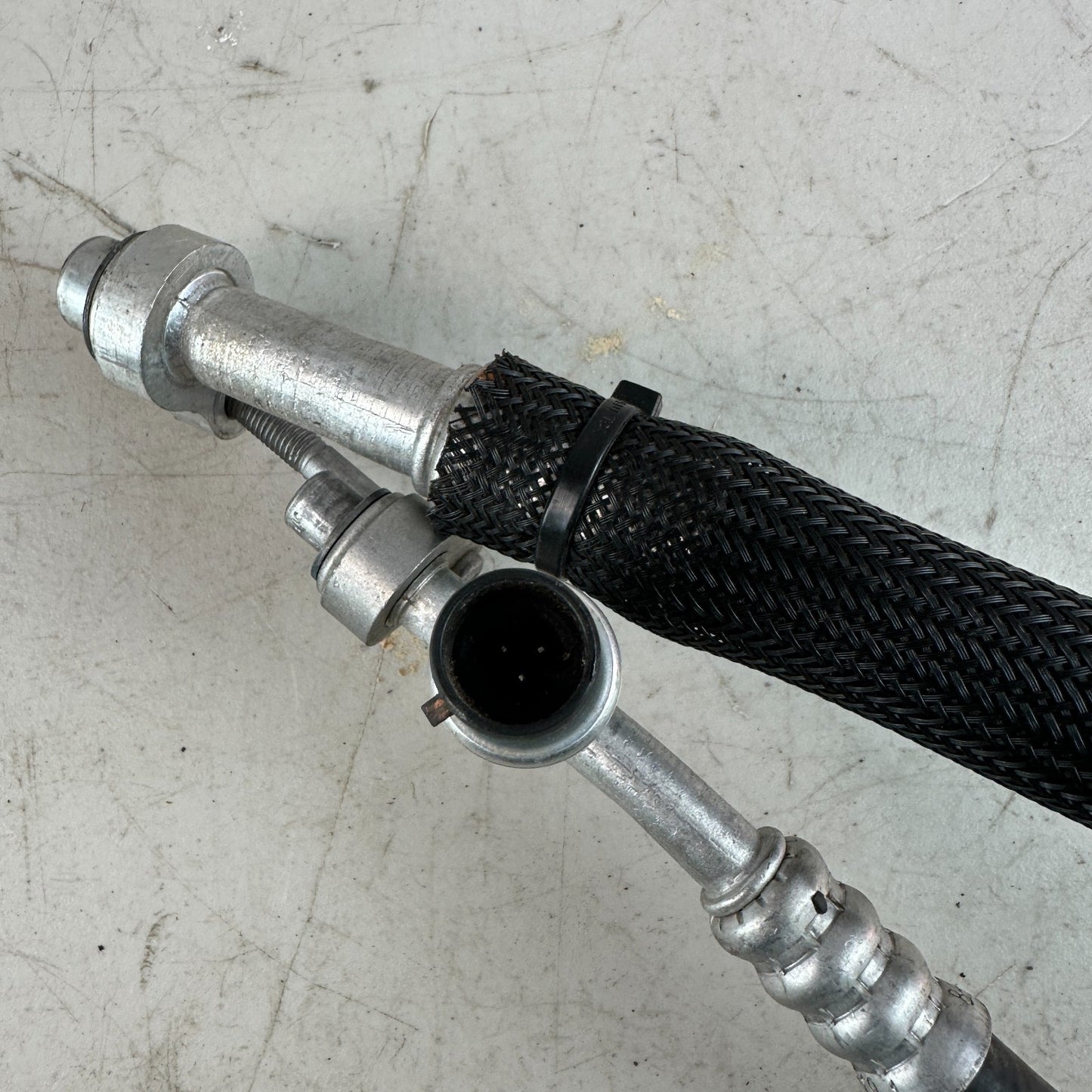 2014-2019 CHEVROLET CORVETTE C7 DISCHARGE & SUCTION A/C AC HOSE 23373155 OEM