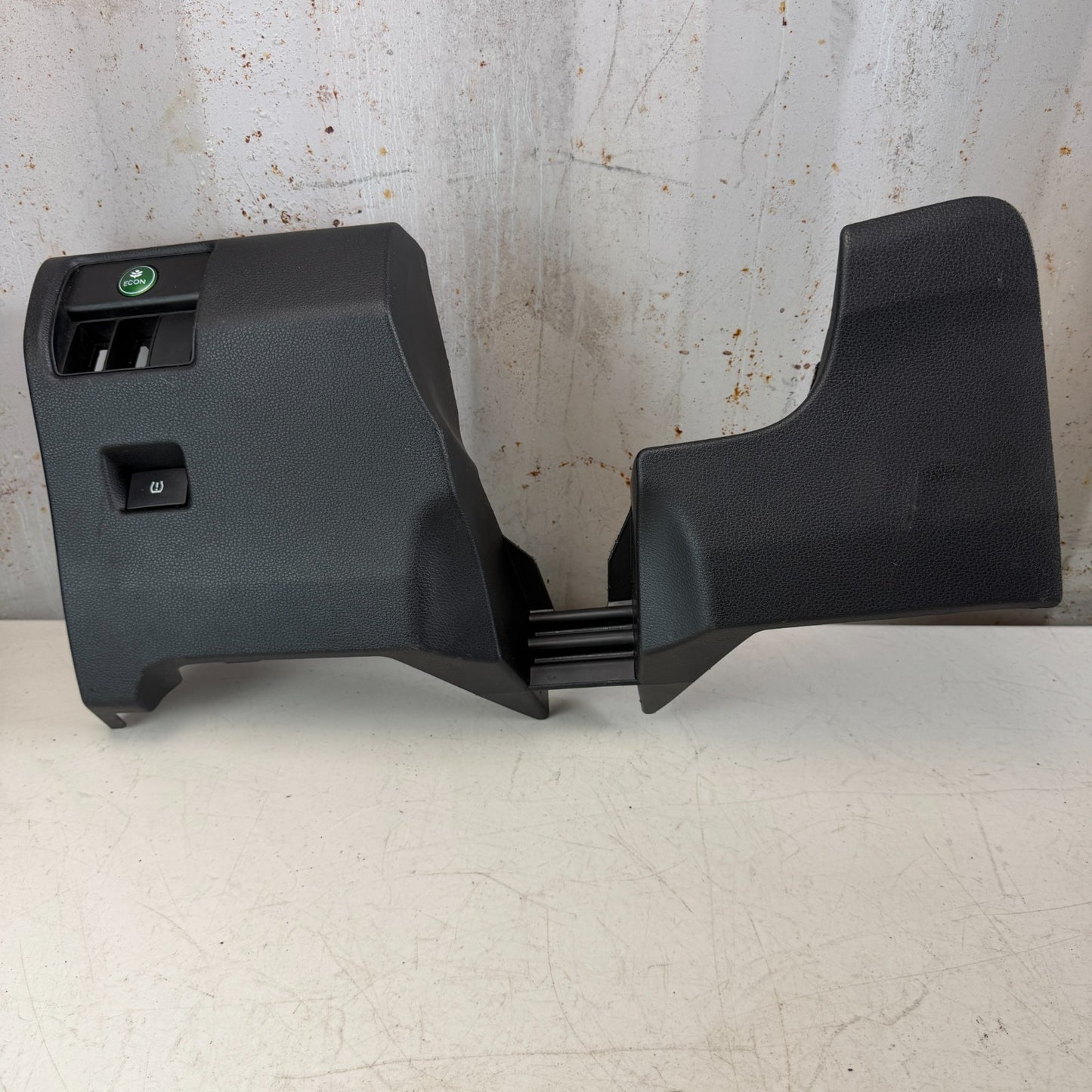 2013-2017 HONDA ACCORD LEFT DRIVER DASH LOWER KNEE COVER TRIM 77301-T2F-A0 OEM
