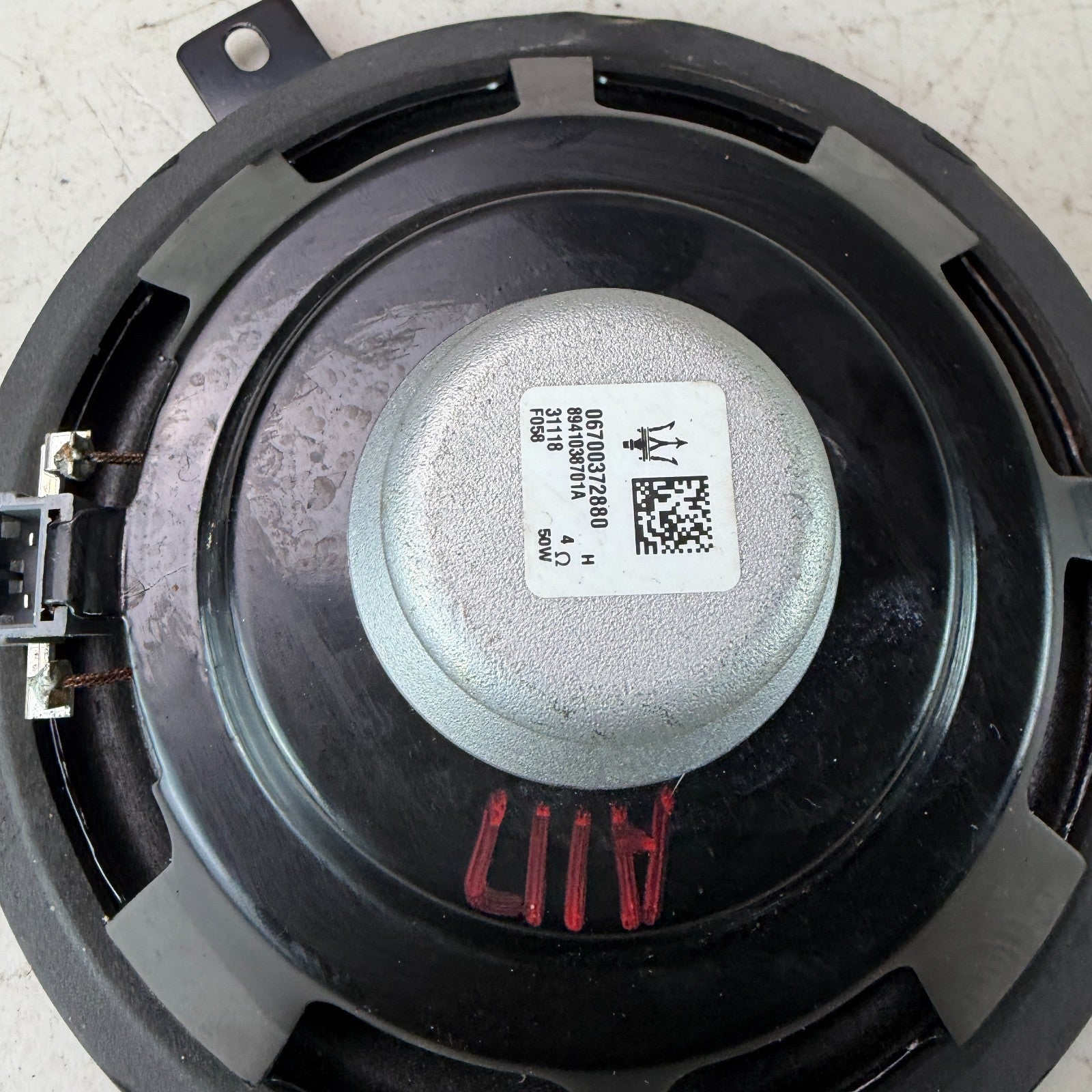 2017-2024 MASERATI LEVANTE FRONT OR REAR SIDE DOOR SOUND SPEAKER 06700372880 OEM