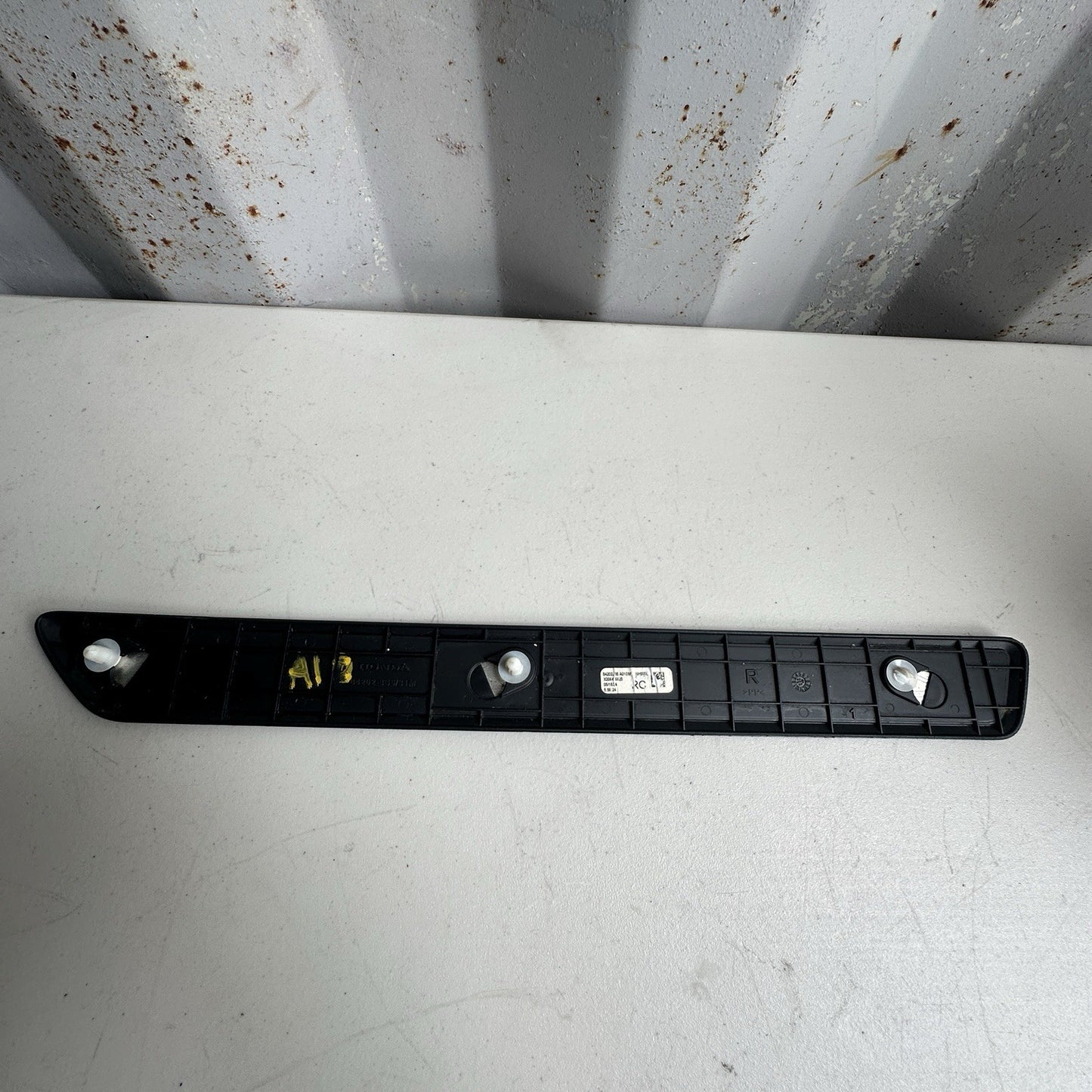 2023-2025 ACURA INTEGRA FRONT RIGHT PASSENGER DOOR SILL SCUFF COVER PANEL OEM
