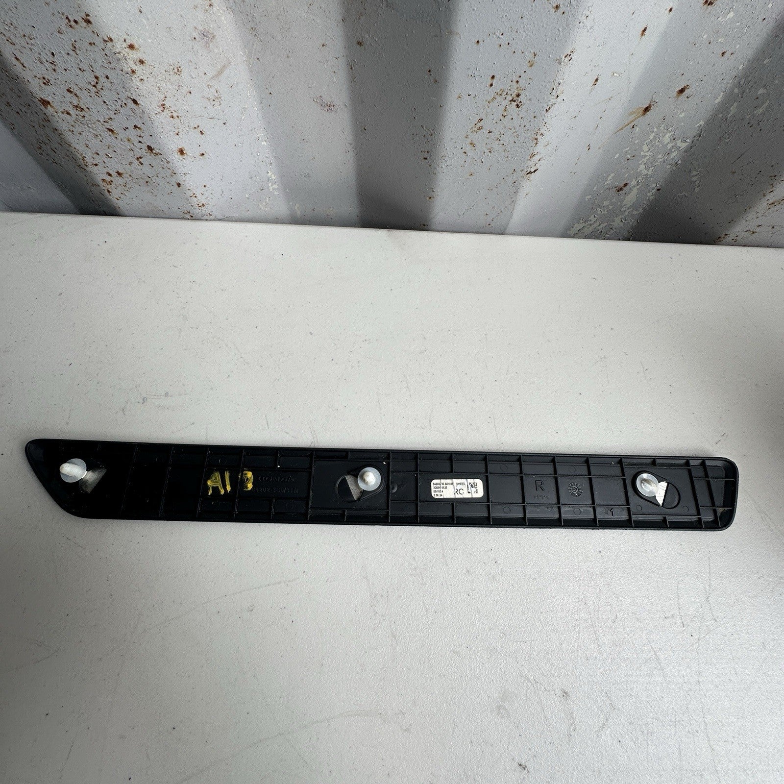 2023-2025 ACURA INTEGRA FRONT RIGHT PASSENGER DOOR SILL SCUFF COVER PANEL OEM