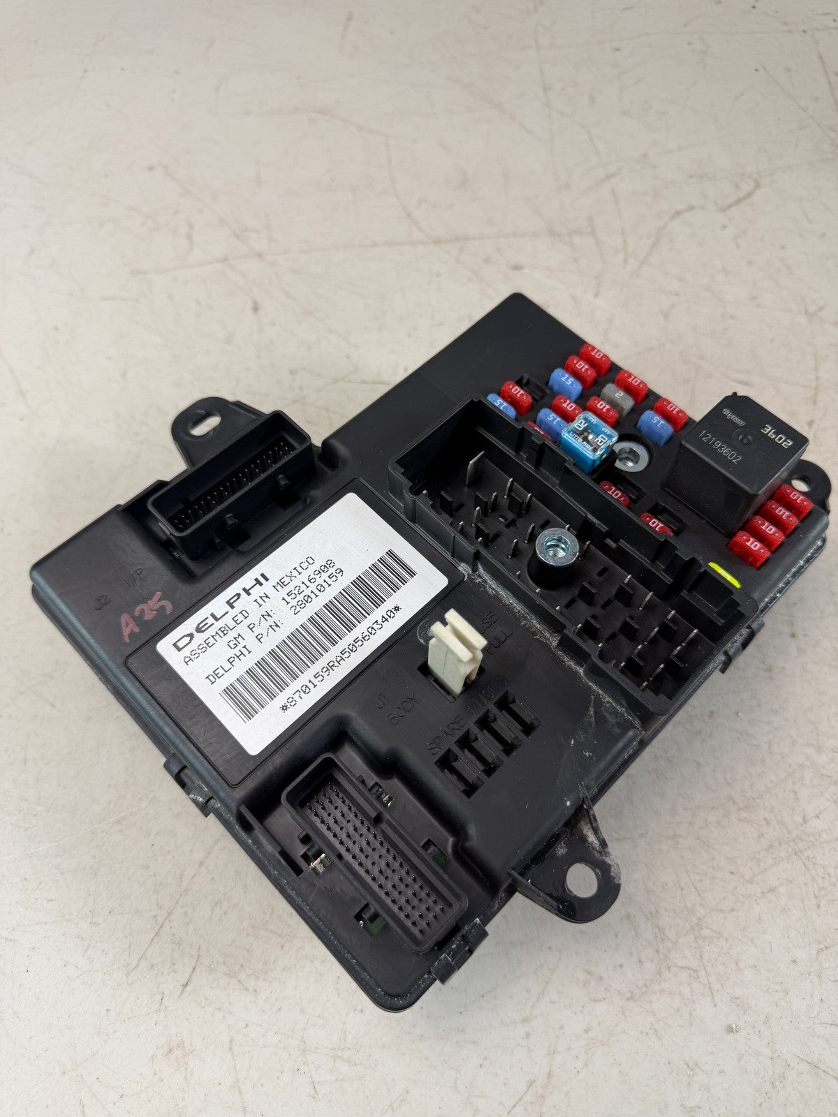 05-13 CHEVROLET CORVETTE C6 BCM BODY CONTROL MODULE FUSE BOX UNIT 15216908 OEM