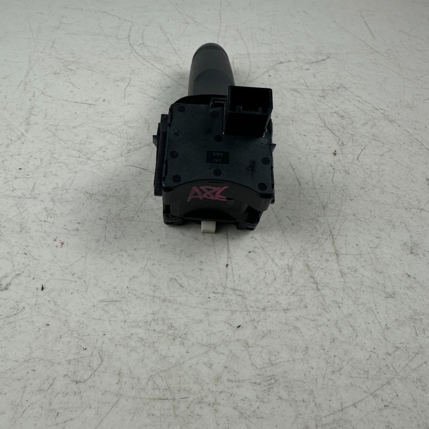2010-2015 CHEVROLET CAMARO STEERING COLUMN TURN SIGNAL CONTROL SWITCH 20962250