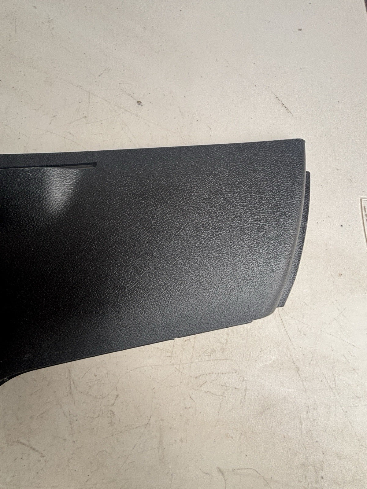 2015-2022 CHRYSLER 300 CENTER CONSOLE LEFT SIDE COVER PANEL TRIM L0199906 OEM
