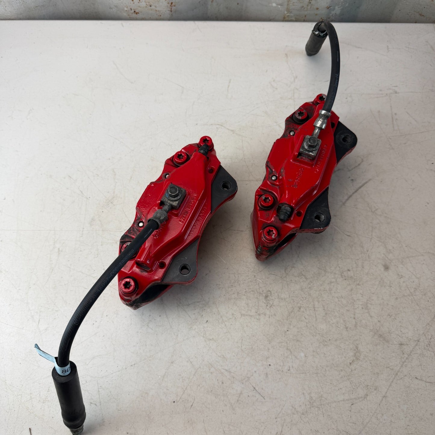 2017-2024 CHEVROLET CAMARO REAR LEFT & RIGHT BREMBO BRAKE CALIPERS PAIR RED OEM