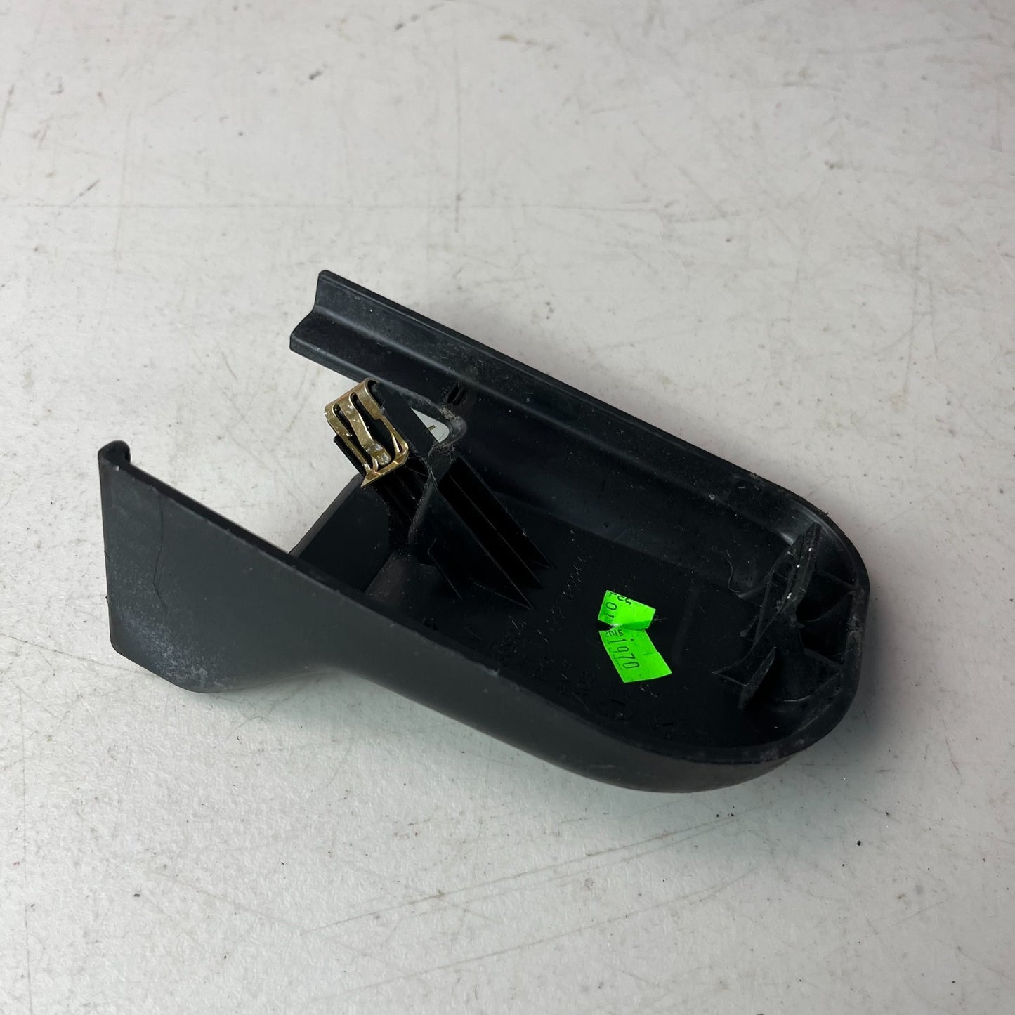 2014-2019 CHEVROLET CORVETTE LEFT DRIVER SIDE SEAT RAIL OUTER TRIM L0286904 OEM