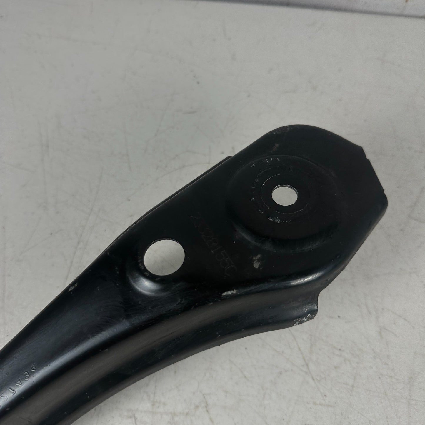 2016-2023 CHEVY CAMARO REAR RIGHT SIDE SUSPENSION SUBFRAME BRACE BRACKET OEM