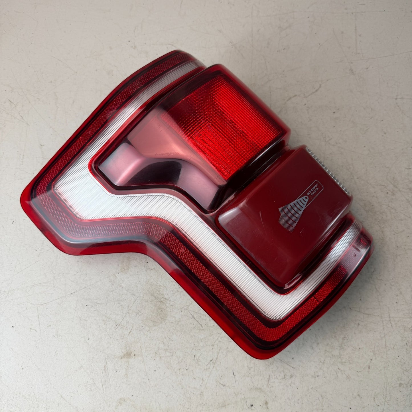 2017-2020 FORD F-150 RAPTOR REAR LEFT DRIVER SIDE TAIL LIGHT LAMP JL3V-13B505-EA
