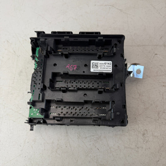 2021-2024 CHEVROLET CAMARO ENGINE COMPARTMENT FUSE BOX RELAY BOX 86806142 OEM