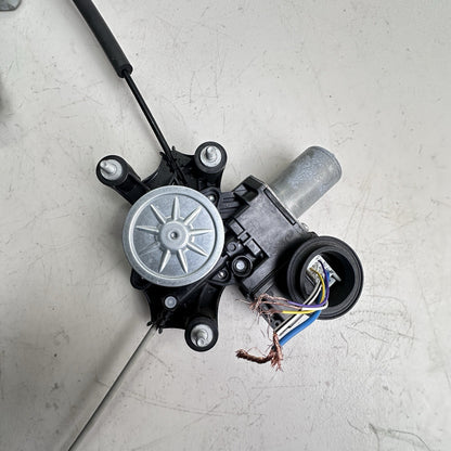 2020-22 TOYOTA COROLLA FRONT LEFT DRIVER SIDE DOOR WINDOW REGULATOR & MOTOR OEM