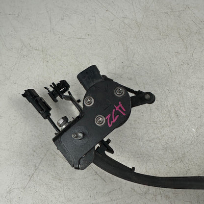 2014-19 CHEVROLET CORVETTE REAR LEFT SUSPENSION HEIGHT CONTROL LEVEL SENSOR OEM