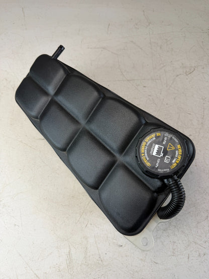 2005-2013 CHEVROLET CORVETTE COOLANT EXPANSION TANK RESERVOIR TANK 10304487 OEM
