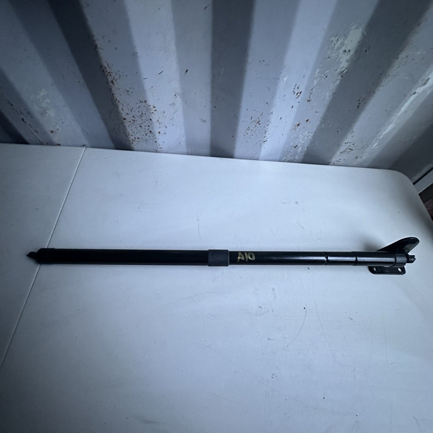 2017-2022 HONDA CR-V TAILGATE LIFTGATE PASSENGER SIDE LIFT CYLINDER STRUT OEM