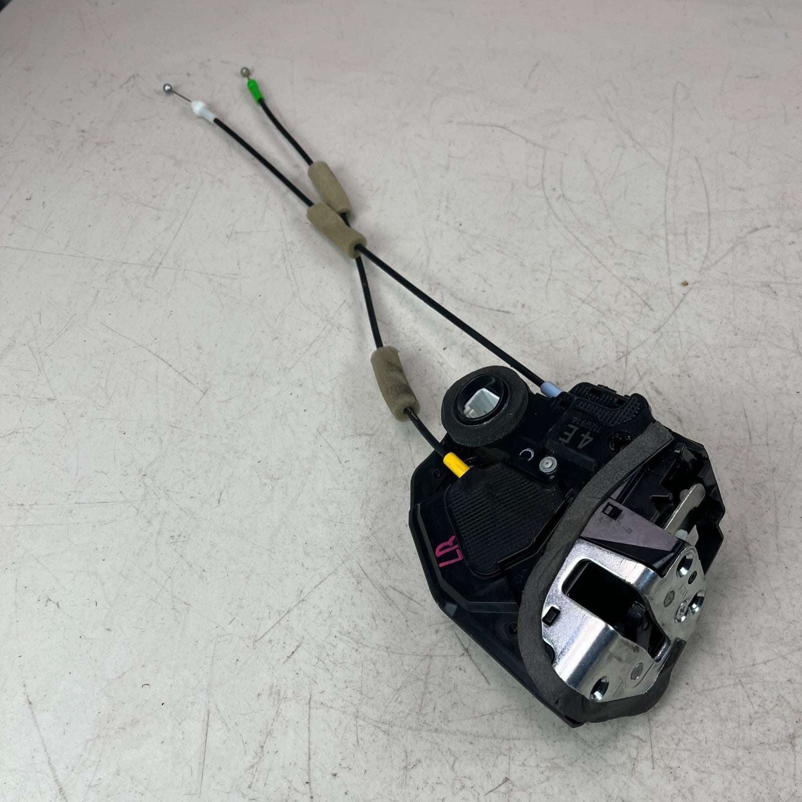 2019-2022 TOYOTA COROLLA REAR LEFT SIDE DOOR LOCK LATCH ACTUATOR 6906033131 OEM