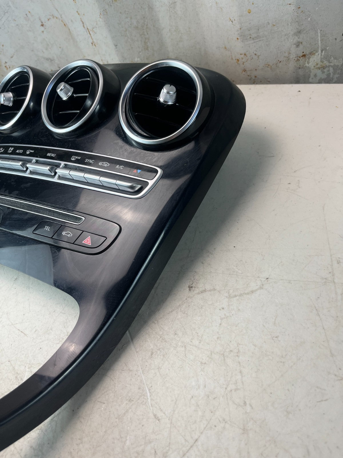 2015-2020 MERCEDES W205 C300 2.0L CENTER CONSOLE AIR VENT SWITCH PANEL ASSY OEM