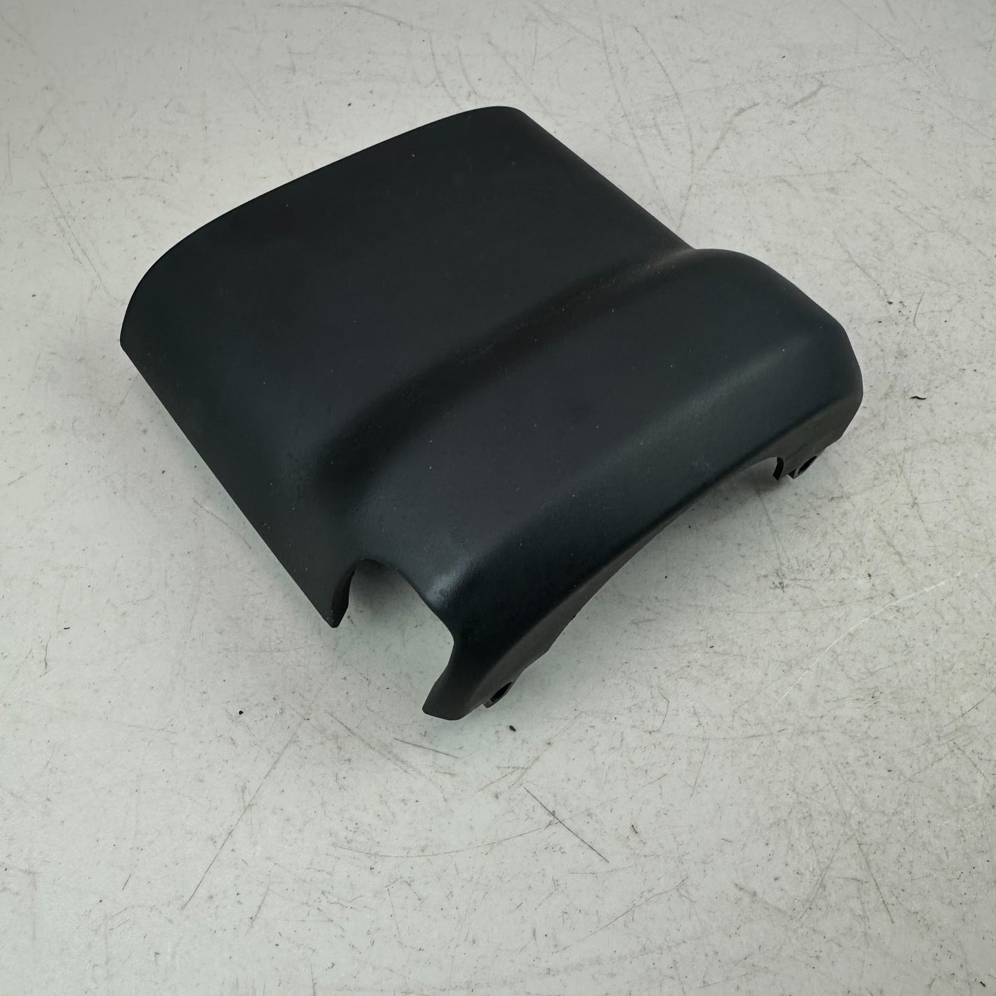 14-19 CHEVROLET CORVETTE C7 STEERING COLUMN HOUSING PLASTIC UPPER COVER TRIM OEM