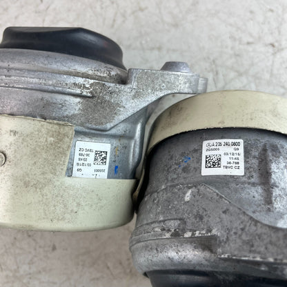 2015-2018 MERCEDES W205 C300 LEFT & RIGHT ENGINE MOUNT BRACKET PAIR A2052400800
