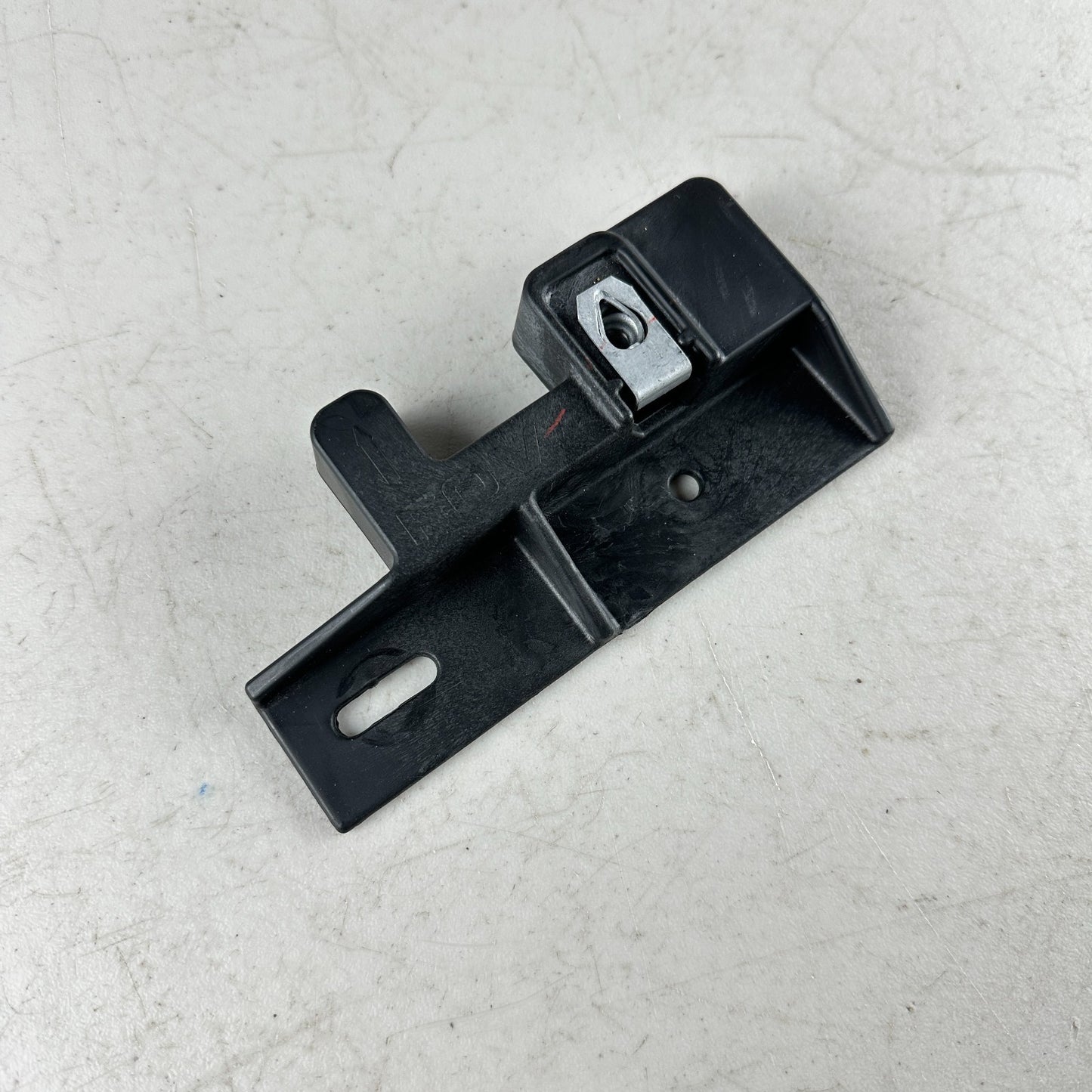 2005-2013 CHEVROLET CORVETTE C6 FRONT CENTER CONSOLE ASSEMBLY BRACKET OEM